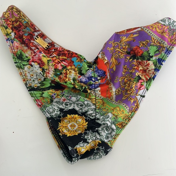 Bikini Bottoms with Gold Chains - Picture 5 of 5